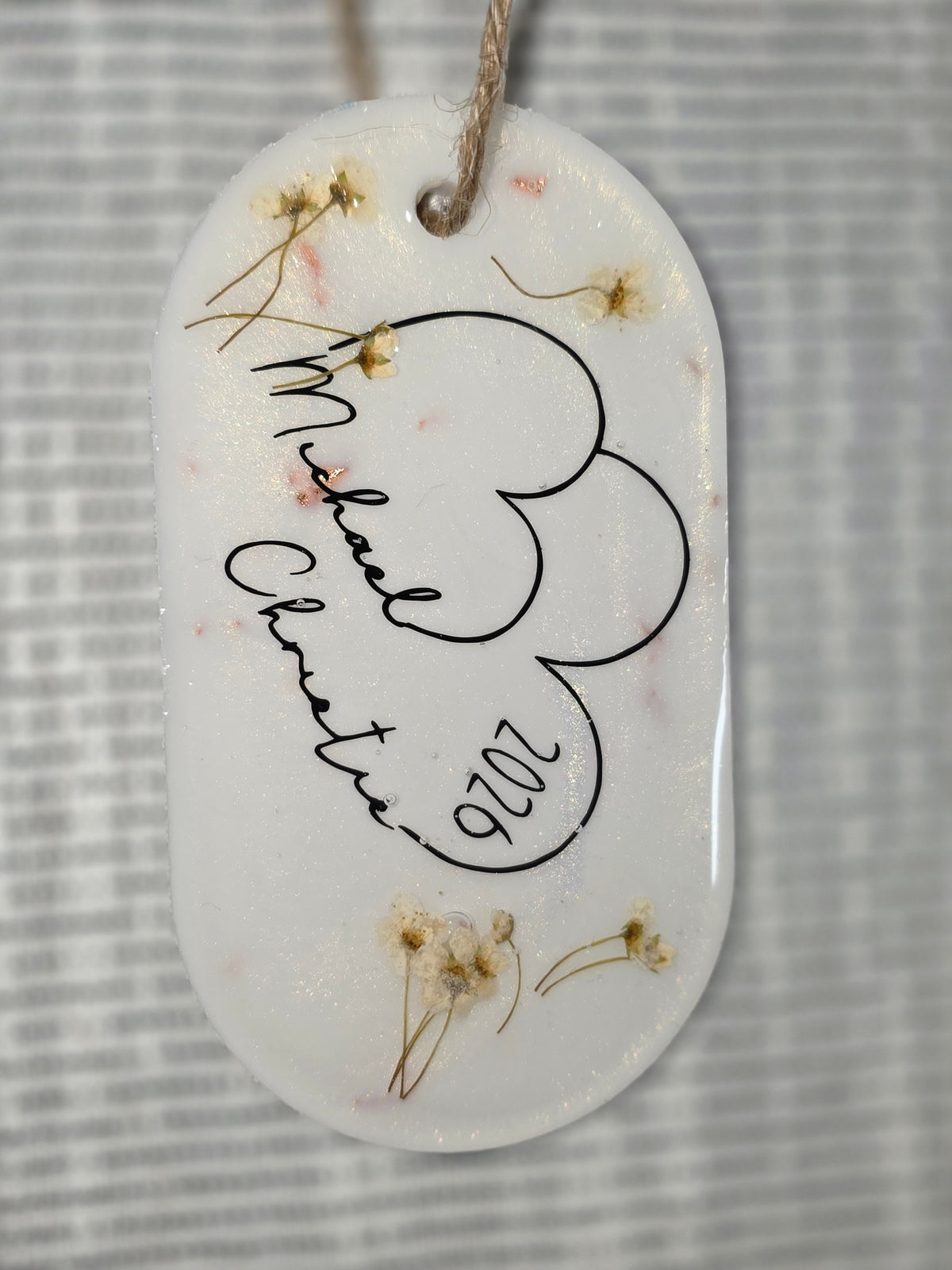Personalized Wedding & Anniversary Resin Keepsake | Custom Names & Year